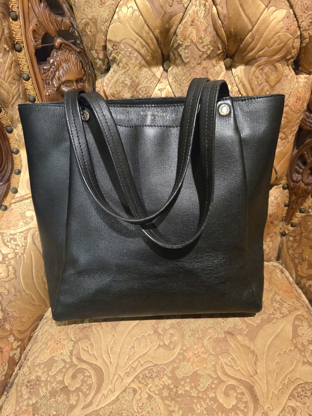 Structured Henri Bendel Black Leather Shoulder Tote. Great Used Condition.
